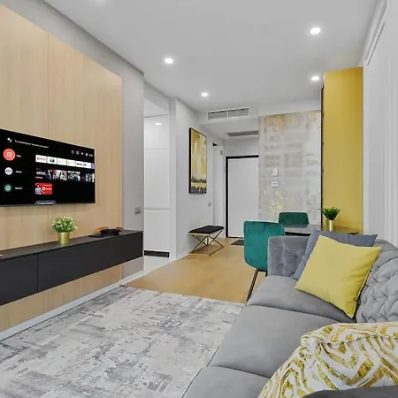 Lax Exquisite 1br,1bath -city Skyline Views Апартаменты *