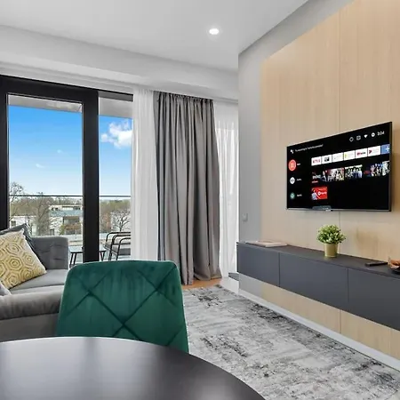 Lax Exquisite 1br,1bath -city Skyline Views Апартаменты Бухарест