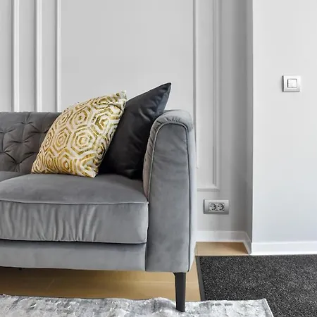 Διαμέρισμα Lax Exquisite 1br,1bath -city Skyline Views *