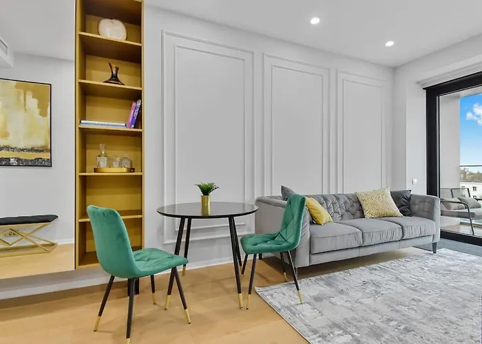 Lax Exquisite 1br,1bath -city Skyline Views Apartman